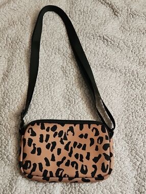 Leopard Print Crossbody Bag in Tan and Black